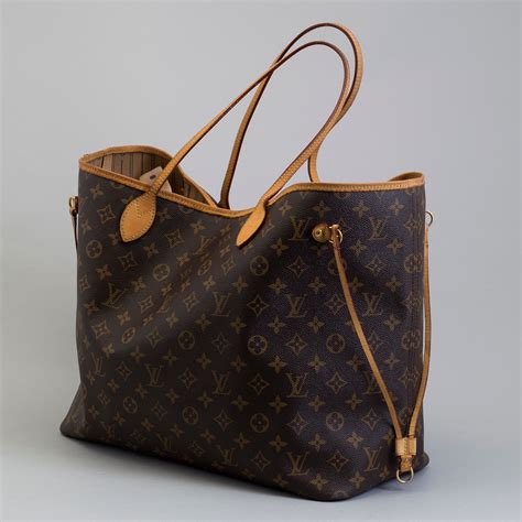 louis vuitton bellevue gm|louis vuitton neverfull gm tote.